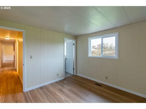 240 Blands Lane Roseburg OR 97471