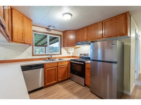 240 Blands Lane Roseburg OR 97471
