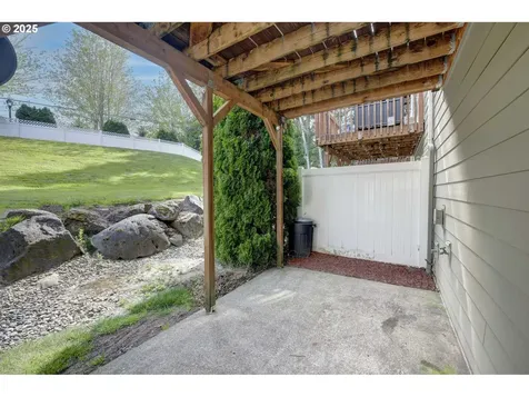 21430 NE Rosewood Drive Fairview OR 97024