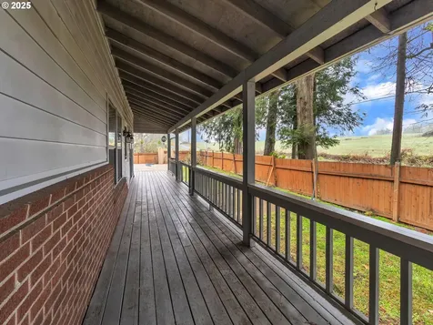 707 NE Carty Road Ridgefield WA 98642
