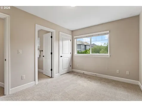 5722 NW 128th Terrace Portland OR 97229