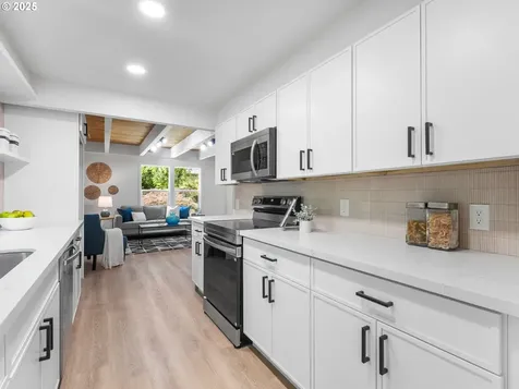 13545 SW Stirrup Court Beaverton OR 97008