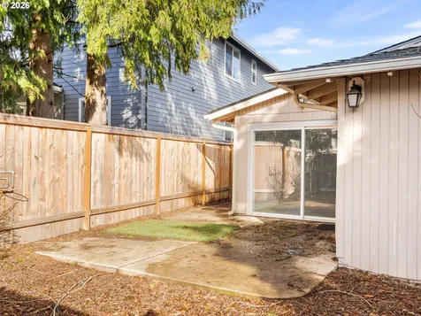 2790 York Street West Linn OR 97068