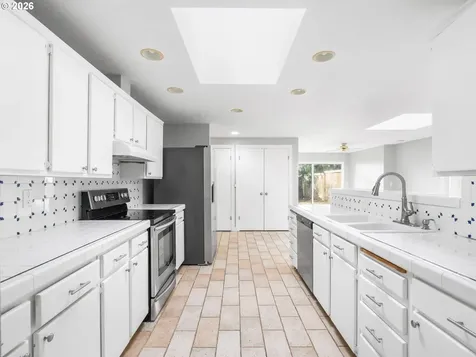 2790 York Street West Linn OR 97068