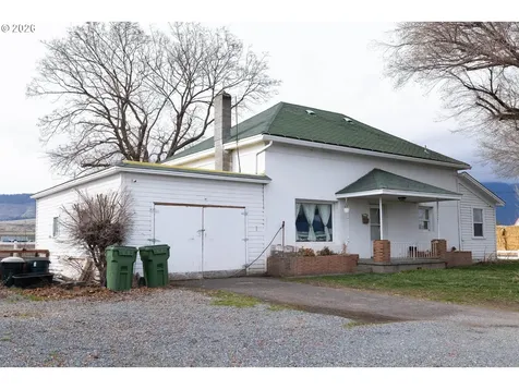63150 Booth Lane La Grande OR 97850