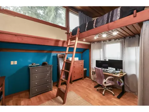 949 W 13th Avenue Eugene OR 97402