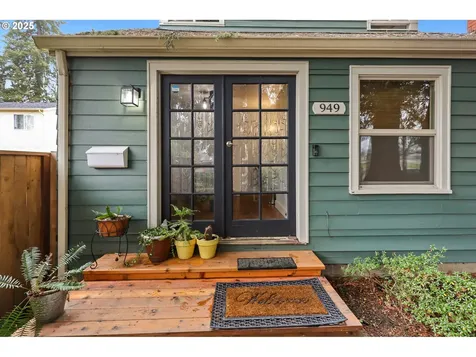 949 W 13th Avenue Eugene OR 97402