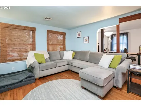949 W 13th Avenue Eugene OR 97402