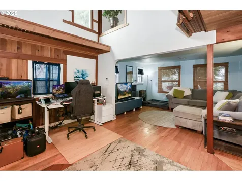 949 W 13th Avenue Eugene OR 97402