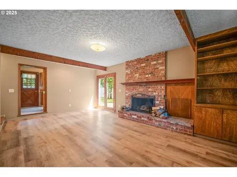 5807 NE 152nd Avenue Vancouver WA 98682