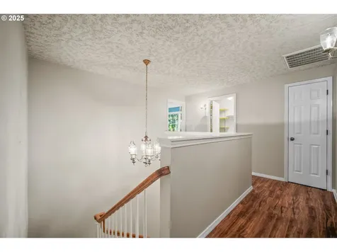 5807 NE 152nd Avenue Vancouver WA 98682