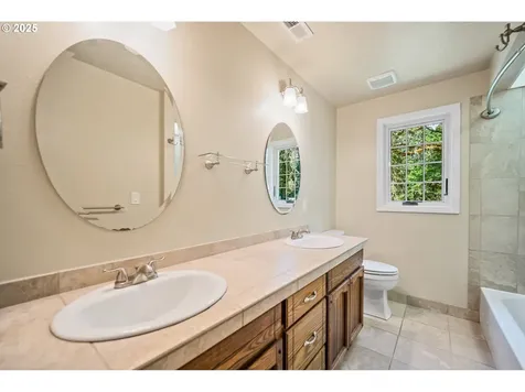 5807 NE 152nd Avenue Vancouver WA 98682