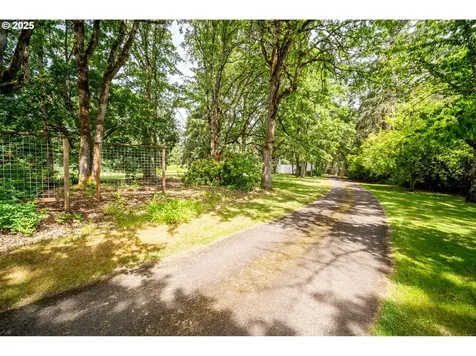 5807 NE 152nd Avenue Vancouver WA 98682