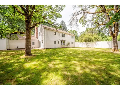 5807 NE 152nd Avenue Vancouver WA 98682