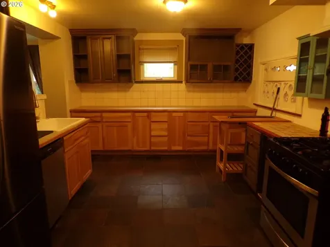 202 S 4th Avenue Ridgefield WA 98642
