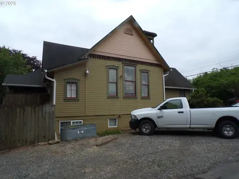 202 S 4th Avenue Ridgefield WA 98642