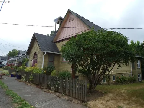 202 S 4th Avenue Ridgefield WA 98642