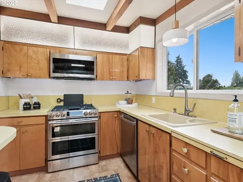 3420 NE 92nd Avenue Portland OR 97220