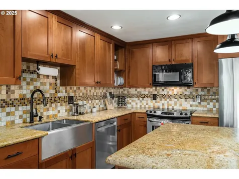 18187 SW Monte Verdi Boulevard Beaverton OR 97007