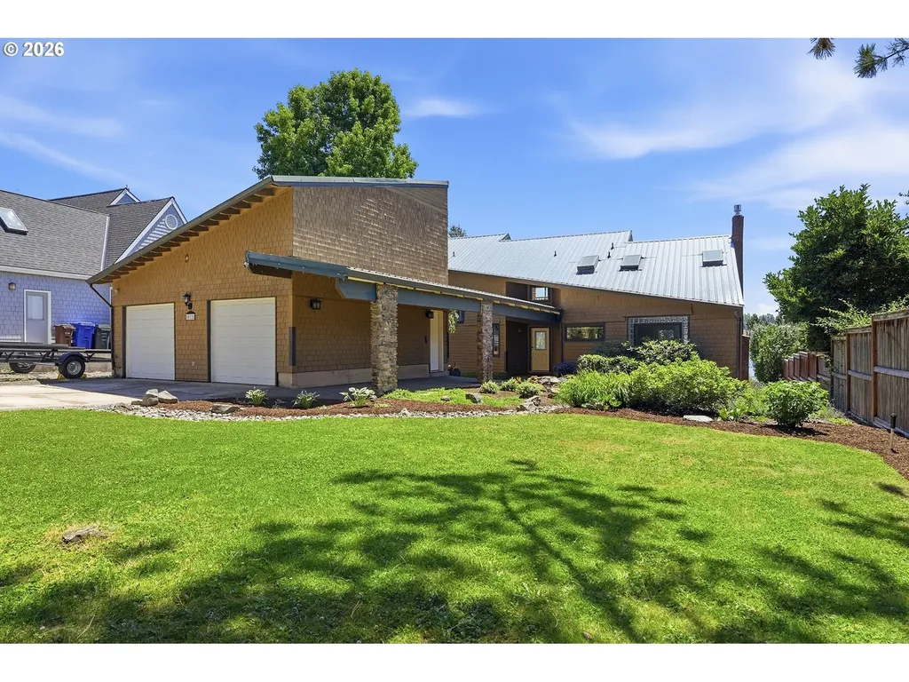 20122 NE Interlachen Lane Fairview OR 97024