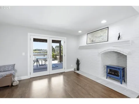 20122 NE Interlachen Lane Fairview OR 97024