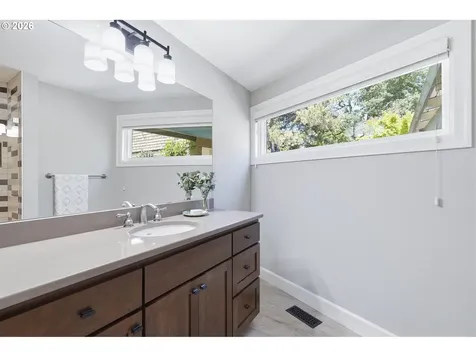 20122 NE Interlachen Lane Fairview OR 97024