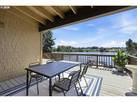 20122 NE Interlachen Lane Fairview OR 97024