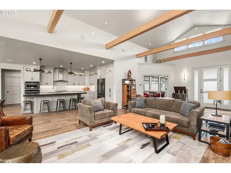 3476 Quail Meadow Way Eugene OR 97408