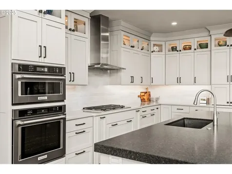 3476 Quail Meadow Way Eugene OR 97408