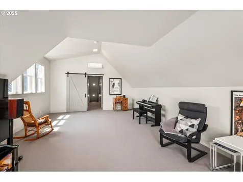 3476 Quail Meadow Way Eugene OR 97408