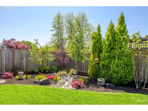 3476 Quail Meadow Way Eugene OR 97408