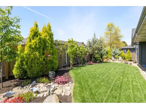 3476 Quail Meadow Way Eugene OR 97408