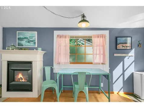 1522 NE 11th Street Lincoln City OR 97367