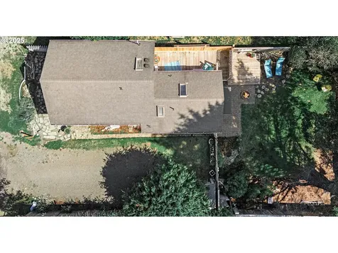 1522 NE 11th Street Lincoln City OR 97367