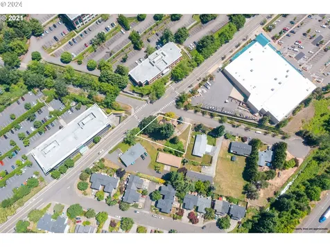 1791 Blankenship Road West Linn OR 97068