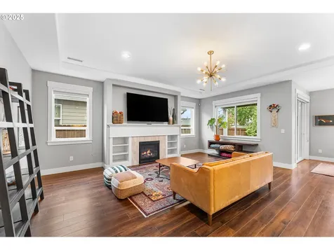 16115 NE 8th Street Vancouver WA 98684