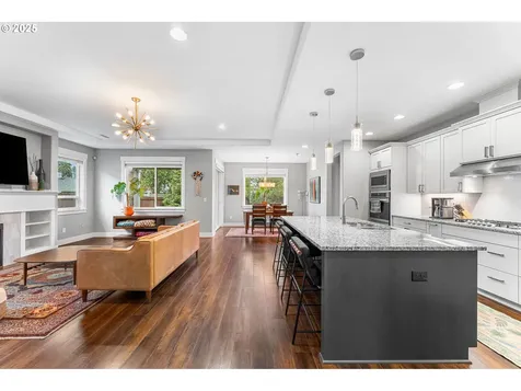 16115 NE 8th Street Vancouver WA 98684