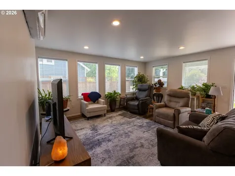 233 S 15th Street Philomath OR 97370