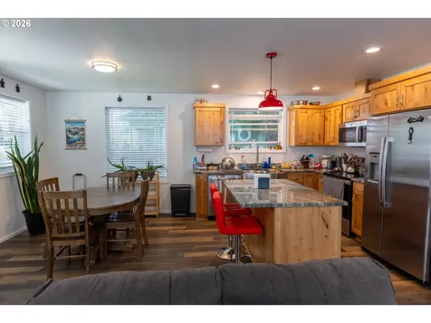 233 S 15th Street Philomath OR 97370
