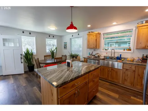 233 S 15th Street Philomath OR 97370
