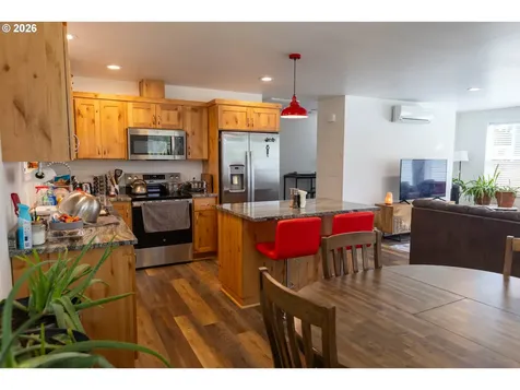 233 S 15th Street Philomath OR 97370