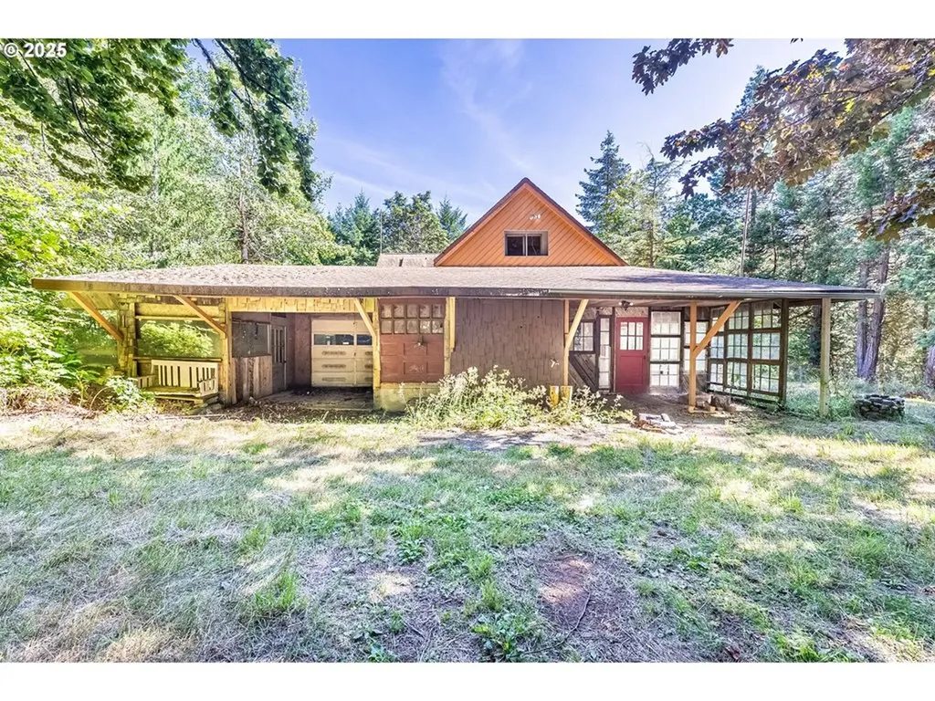 2220 NE Brower Road Corbett OR 97019