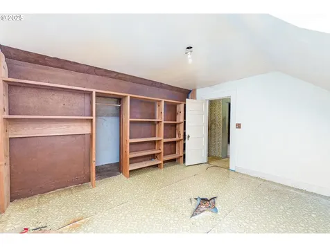 2220 NE Brower Road Corbett OR 97019