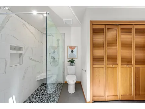 3484 Devonshire Drive Lake Oswego OR 97035