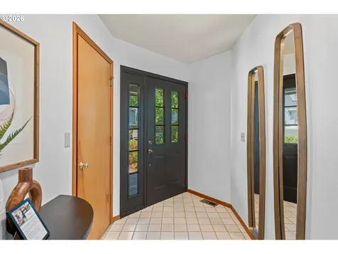 3484 Devonshire Drive Lake Oswego OR 97035