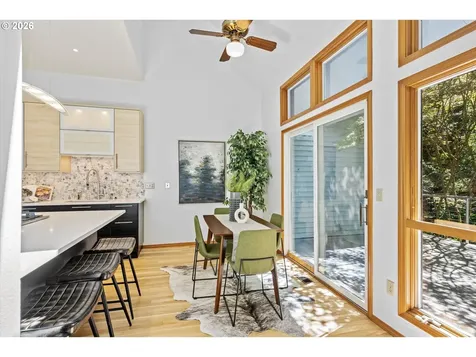 3484 Devonshire Drive Lake Oswego OR 97035