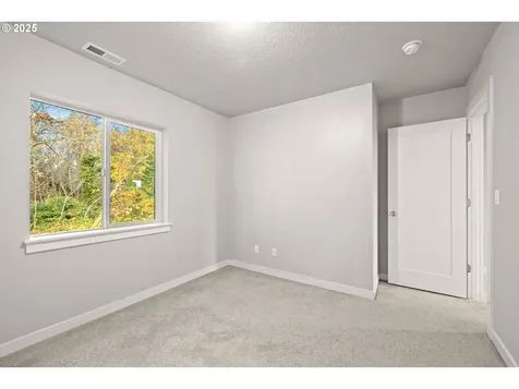 1569 19th Avenue Forest Grove OR 97116