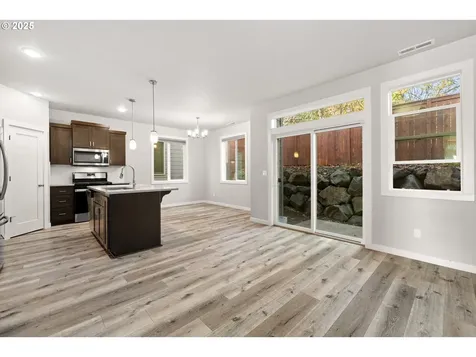 1569 19th Avenue Forest Grove OR 97116