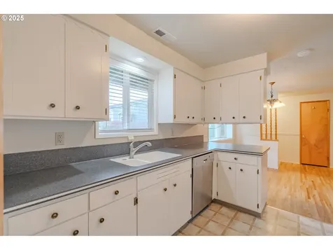 4819 NE 64th Avenue Vancouver WA 98661
