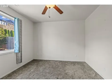 612 Stone View Way Kalama WA 98625